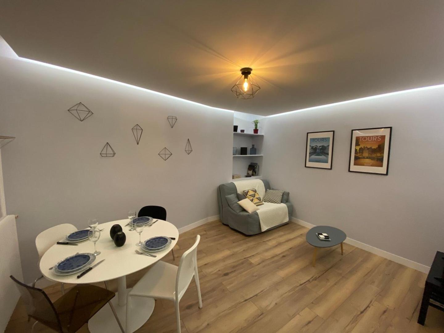 Lumineux T2 Situe Dans L'Hyper Centre De Tours Apartamento Exterior foto